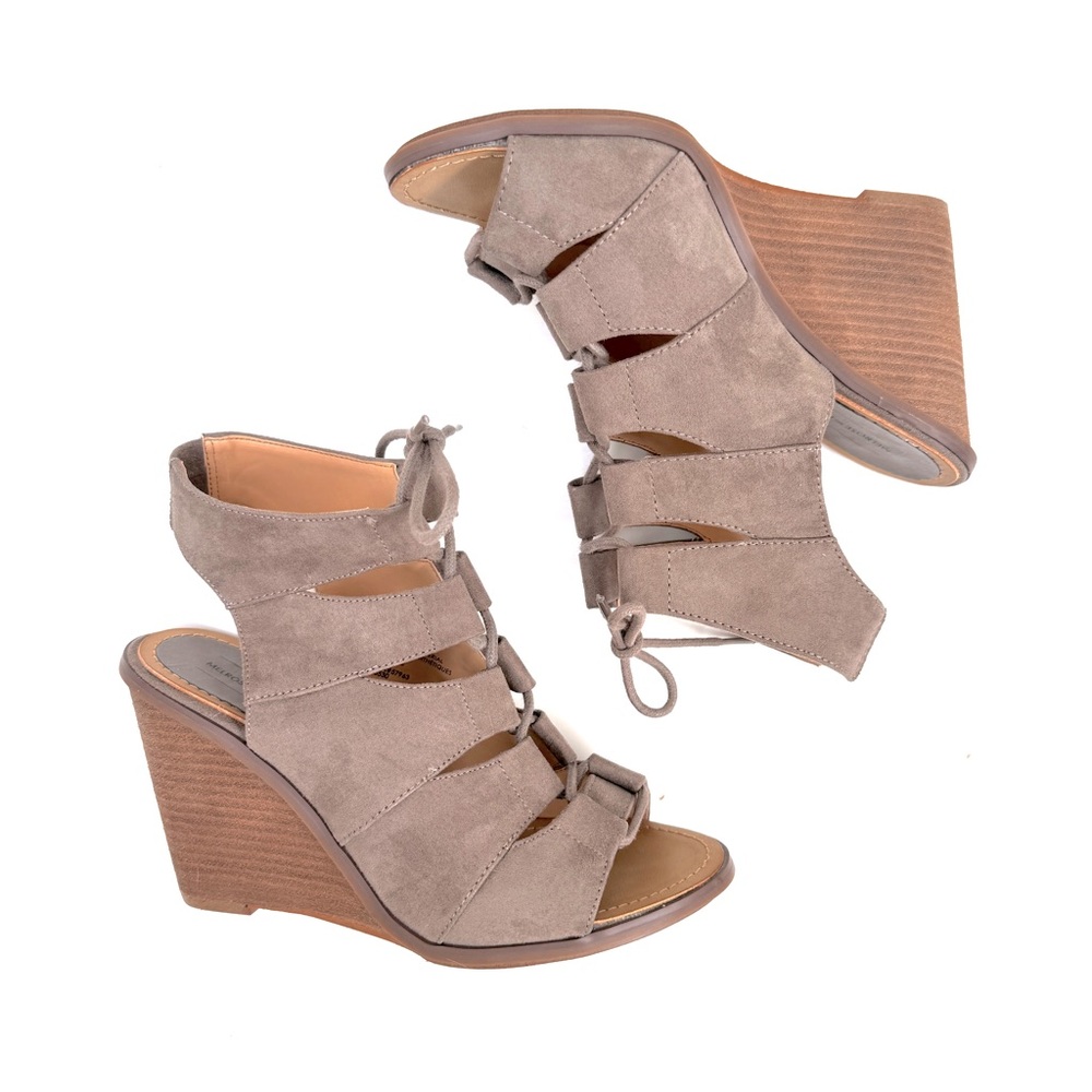 Melrose and Market Calista Wedge Sandals Lace-up Size 7 Stone Beige